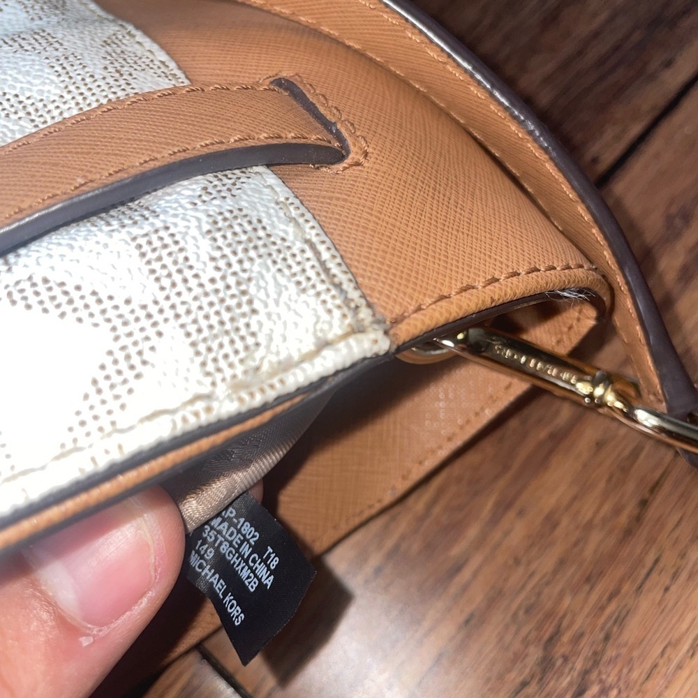 Michael Kors crossbody bag Hamilton lock bag monogram bag mk purse travel bag - Picture 13 of 17